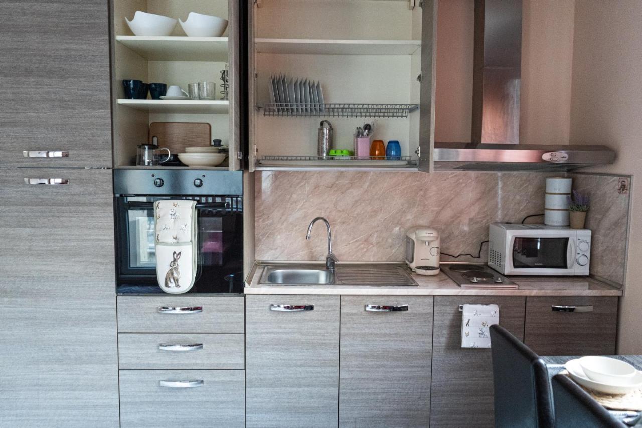 Modern & Bright 1Bd Apartment Near Main Square Plovdiv Exterior foto