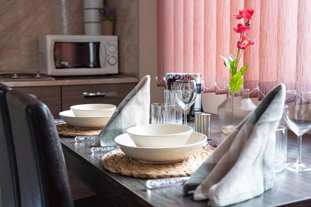 Modern & Bright 1Bd Apartment Near Main Square Plovdiv Exterior foto